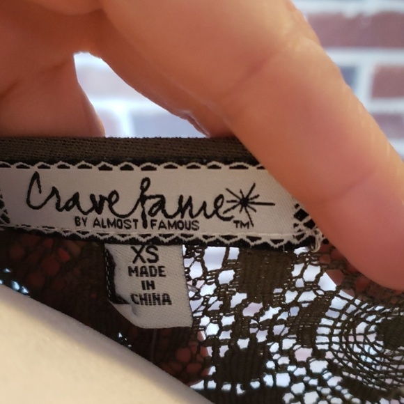 NWT Moss Green Cold Shoulder Top Tank - Picture 8 of 8